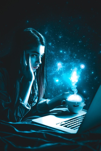 Bild von Эльвина Якубова auf Pixabay